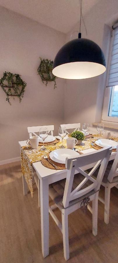 White Velvet Apartment Gorzow Wielkopolski Luaran gambar